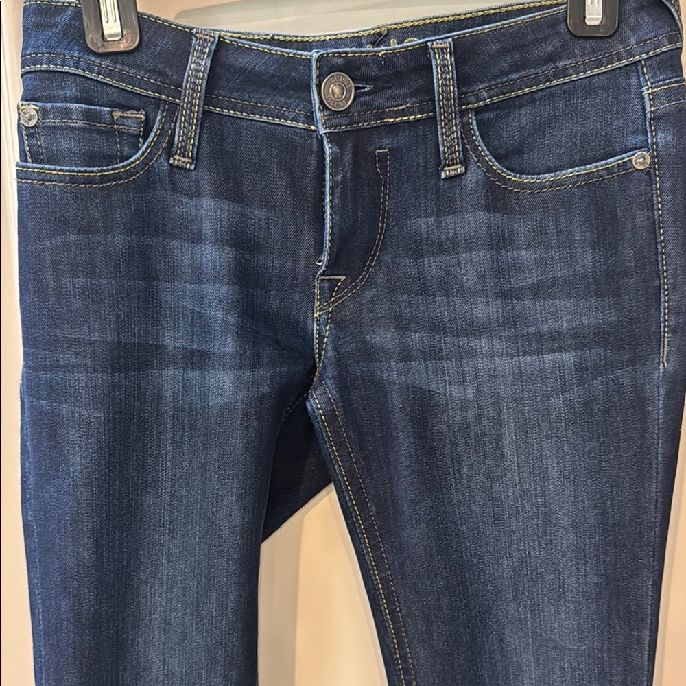 DL1961 Blue Skinny Jeans with Classic Indigo Wash